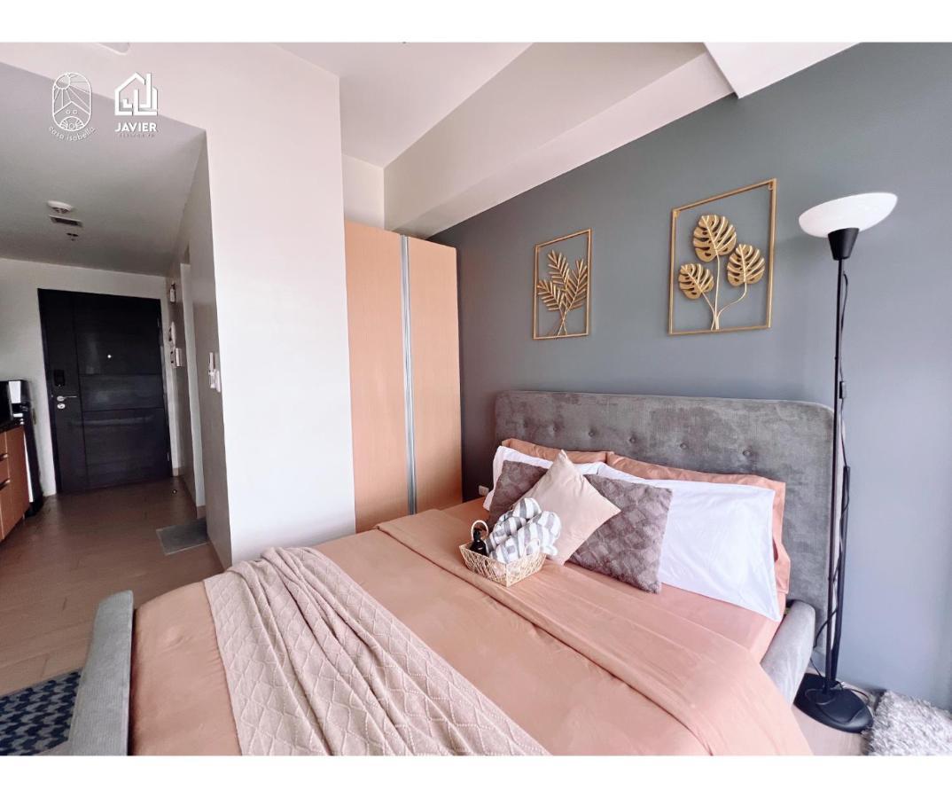Eastwood Penthouse Studio With View, Netflix And Fast Wi-fi Aparthotel Manila
